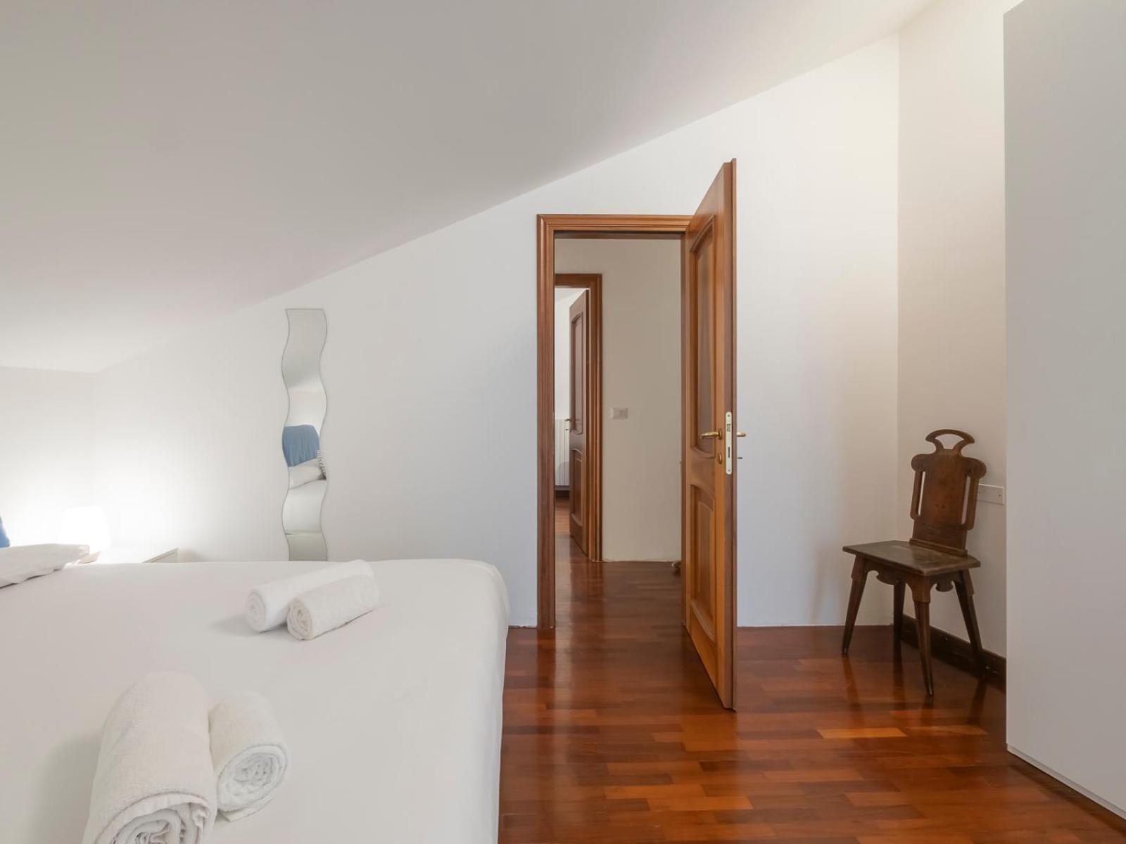 B&B La Ringhiera - Meda 43 Милано Екстериор снимка
