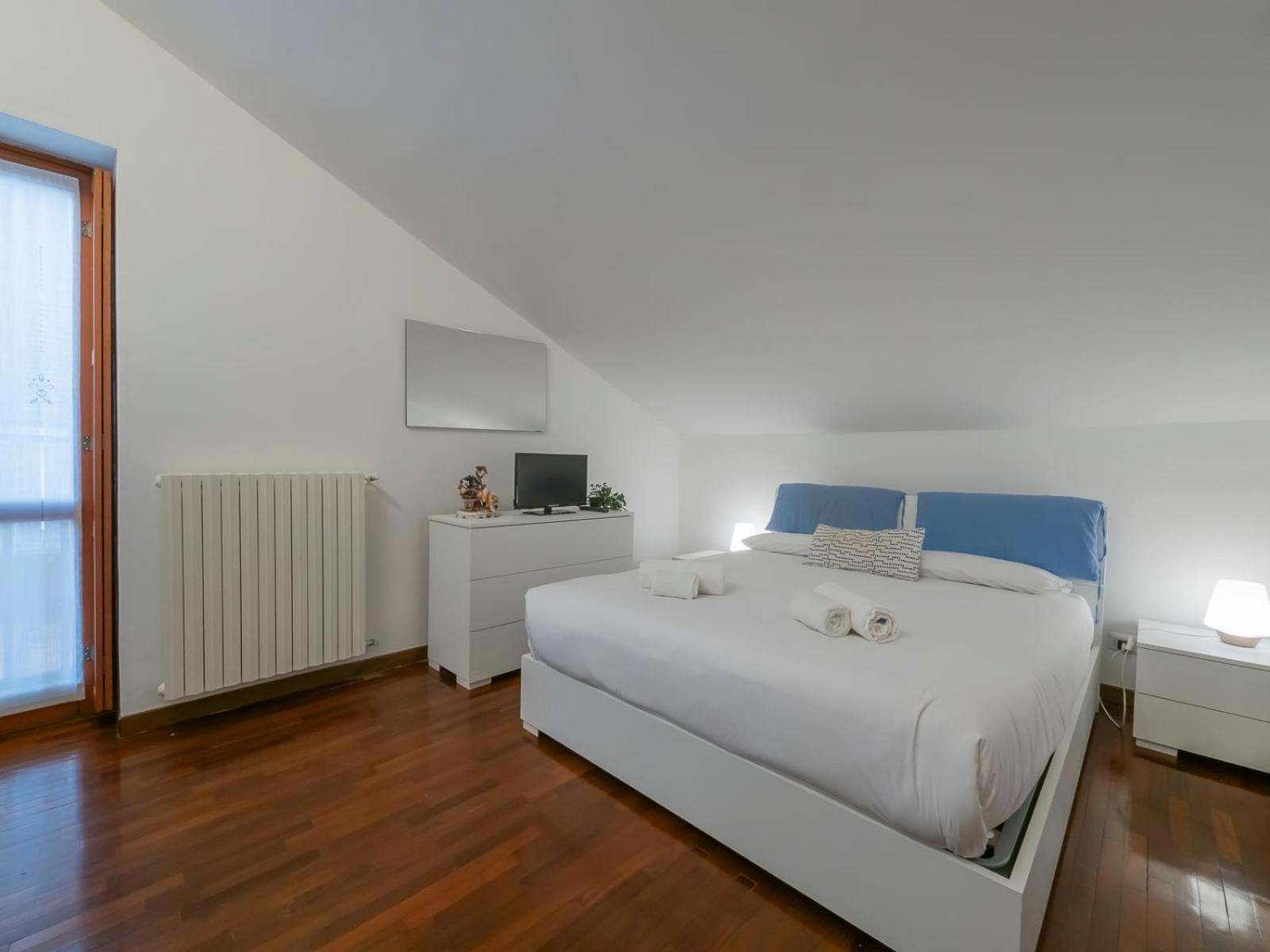 B&B La Ringhiera - Meda 43 Милано Екстериор снимка