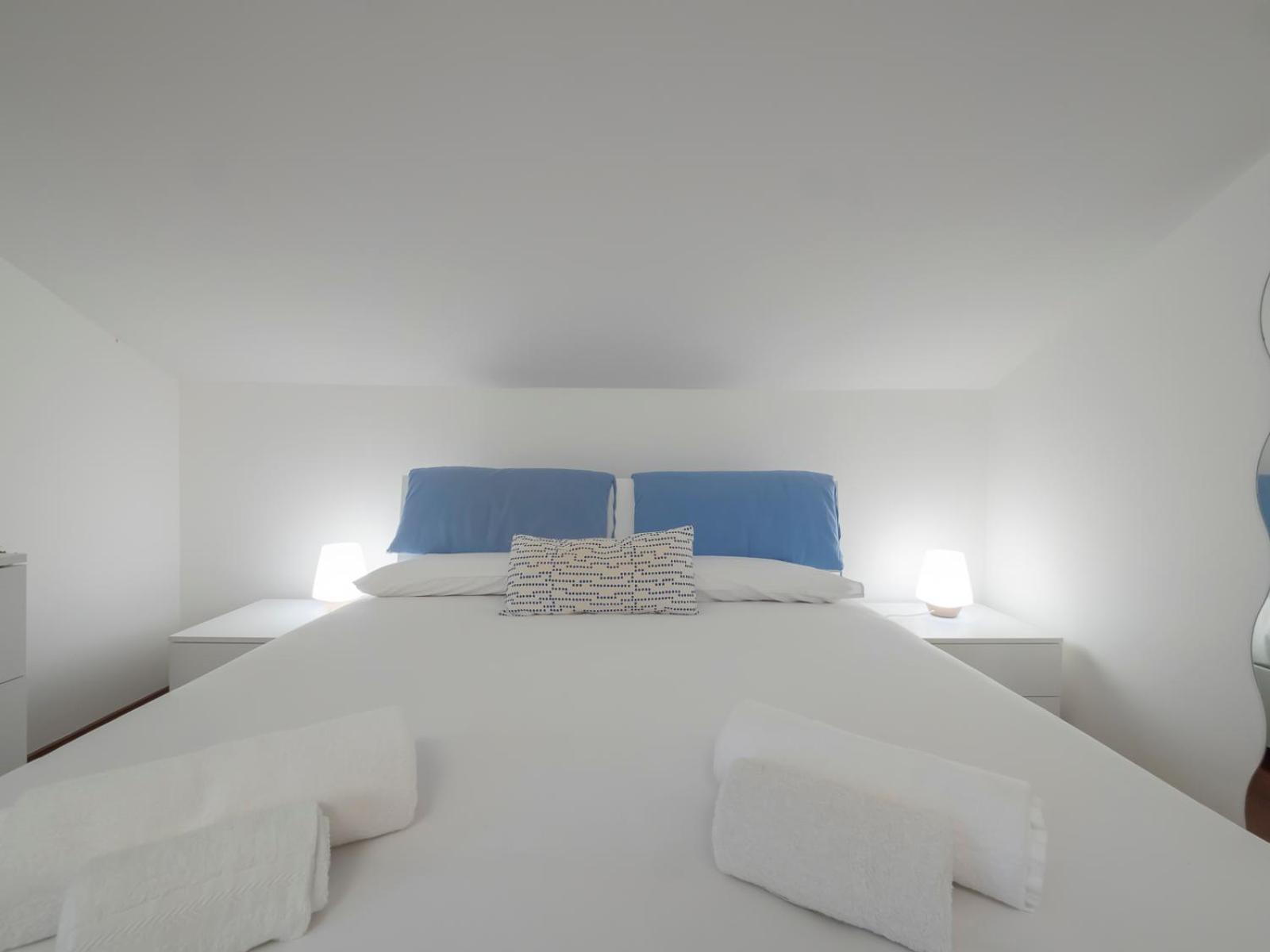 B&B La Ringhiera - Meda 43 Милано Екстериор снимка