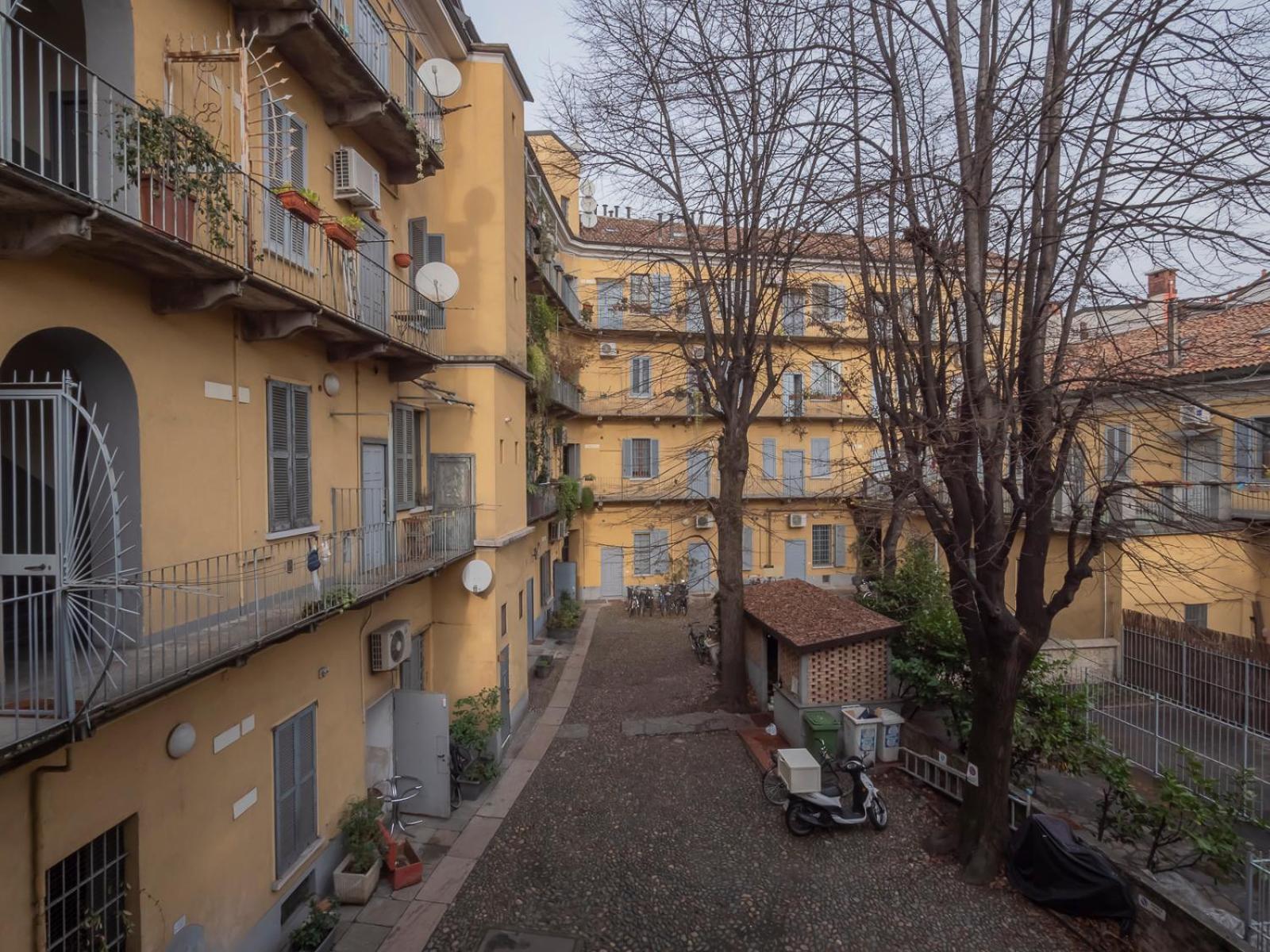 B&B La Ringhiera - Meda 43 Милано Екстериор снимка
